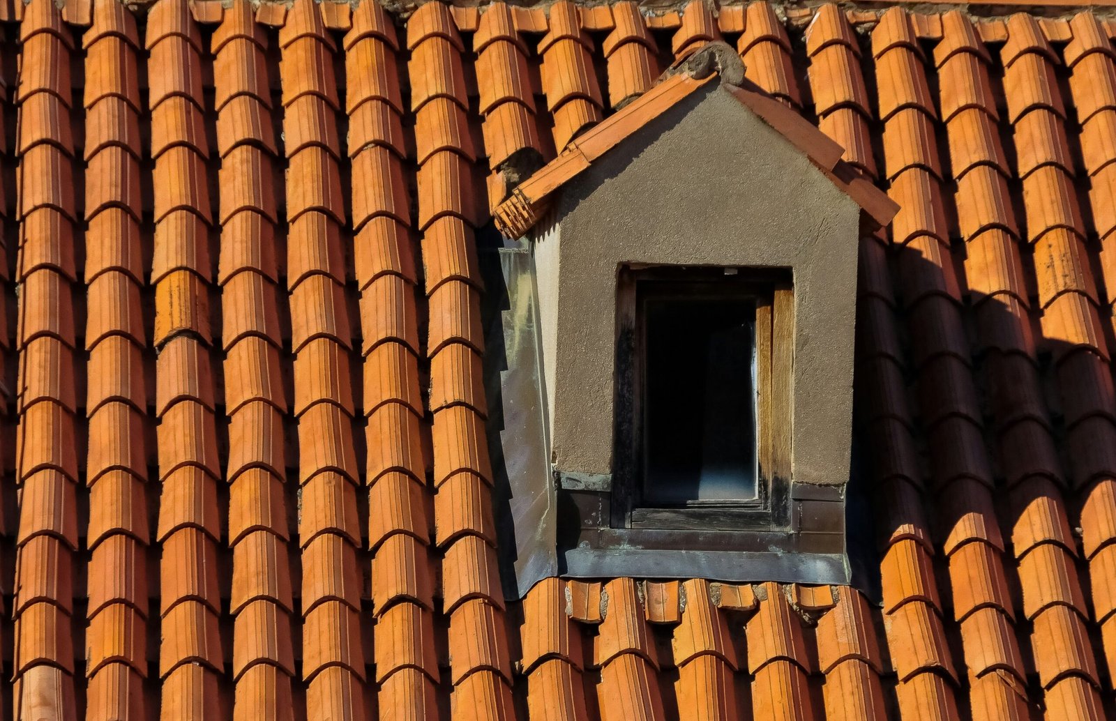 copper flashing around dormer roof replacement Lakeway